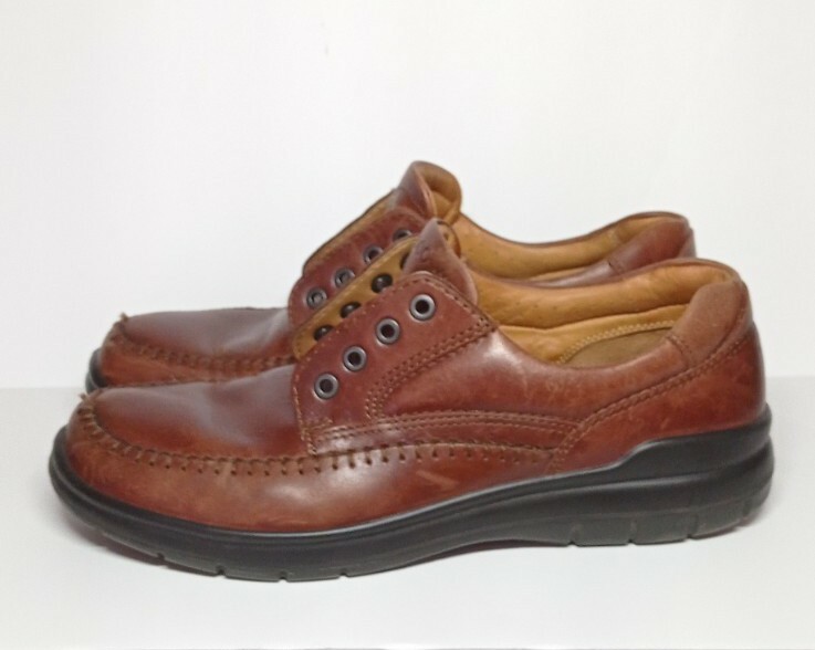 ecco walker shoes